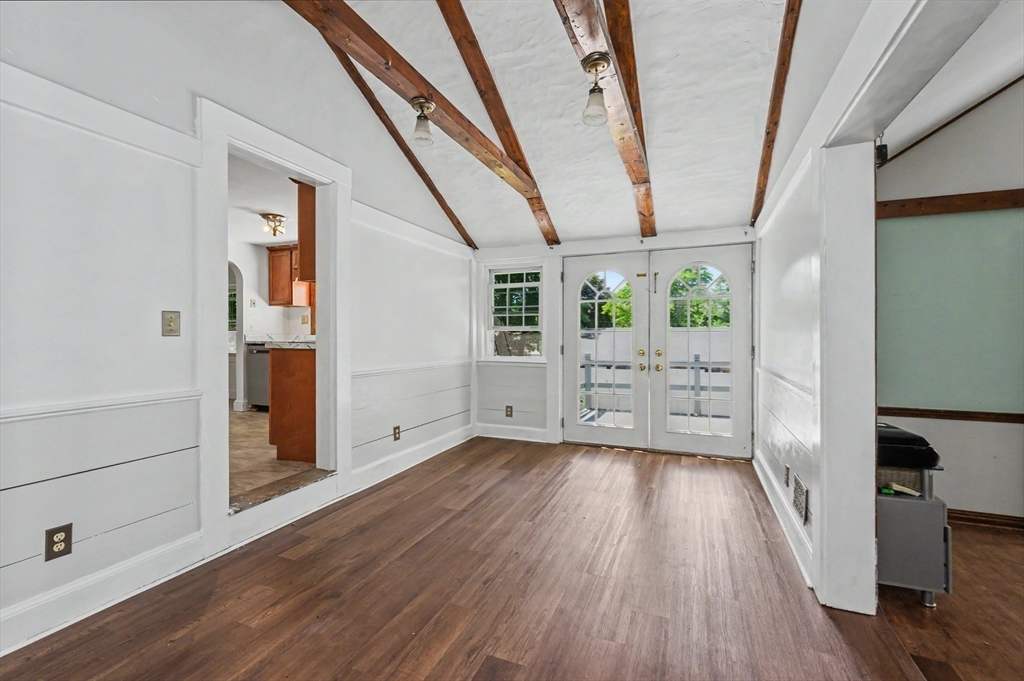 25 Moynihan Road Hamilton, MA 01982 - Photo 7 of 42