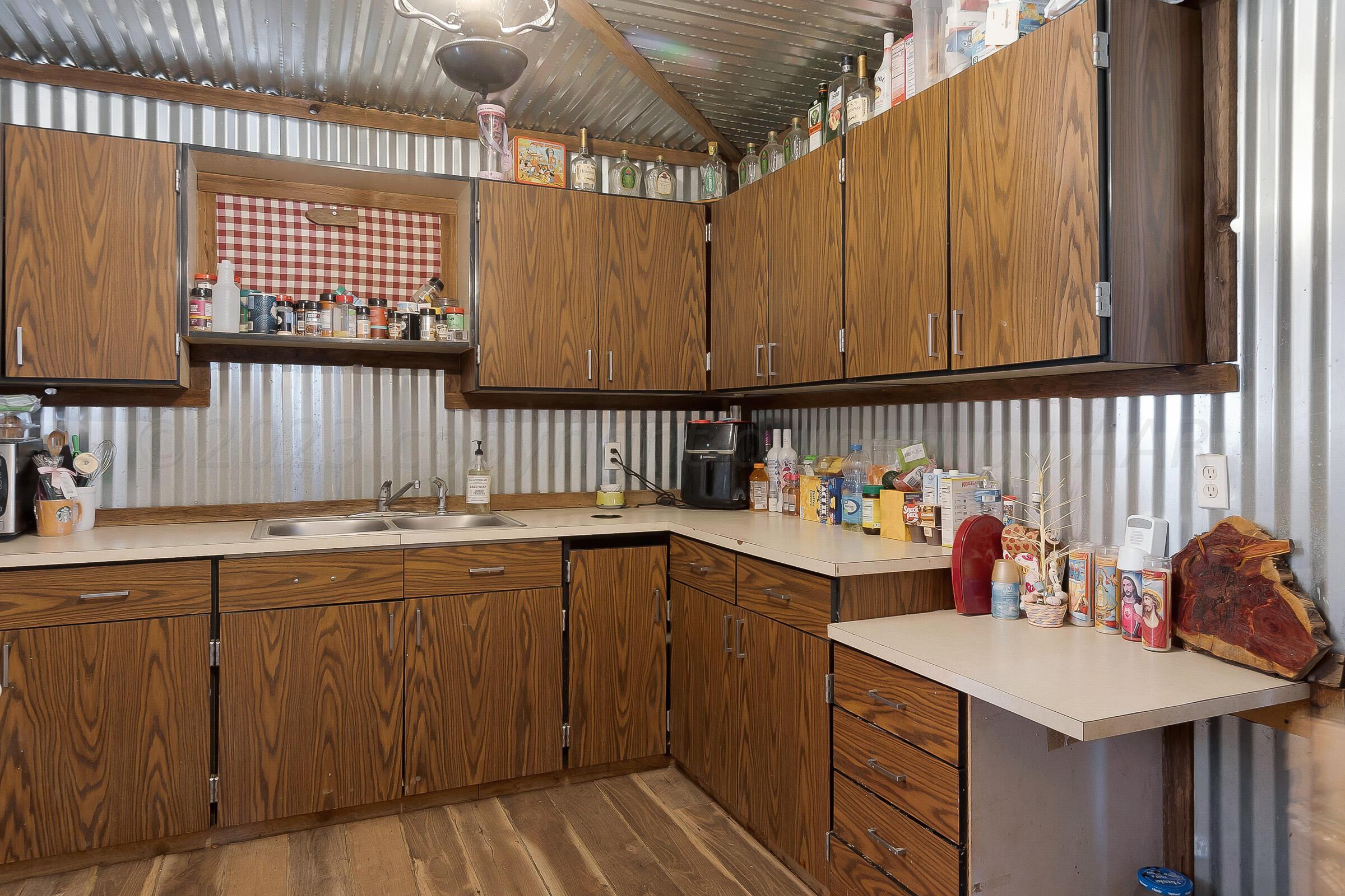 4225 South Washington Street Amarillo, TX 79110 - Photo 5 of 27 005_Kitchen 2
