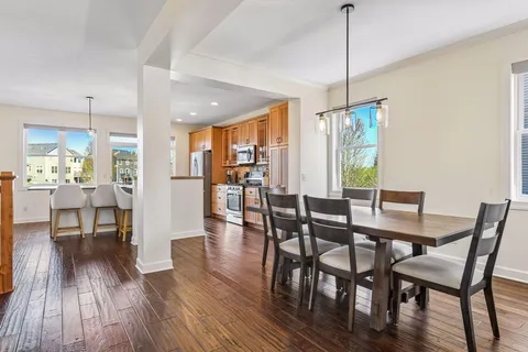 $635,000 | 3917 Valencia Lane, Chaska, MN 55318