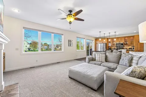 $635,000 | 3917 Valencia Lane, Chaska, MN 55318