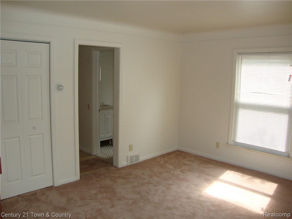 224-226 Alter Road Detroit, MI 48215 - Photo 12 of 37