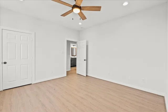 $3,000 | 1910 Bayou Shore Drive, Galveston, TX 77551