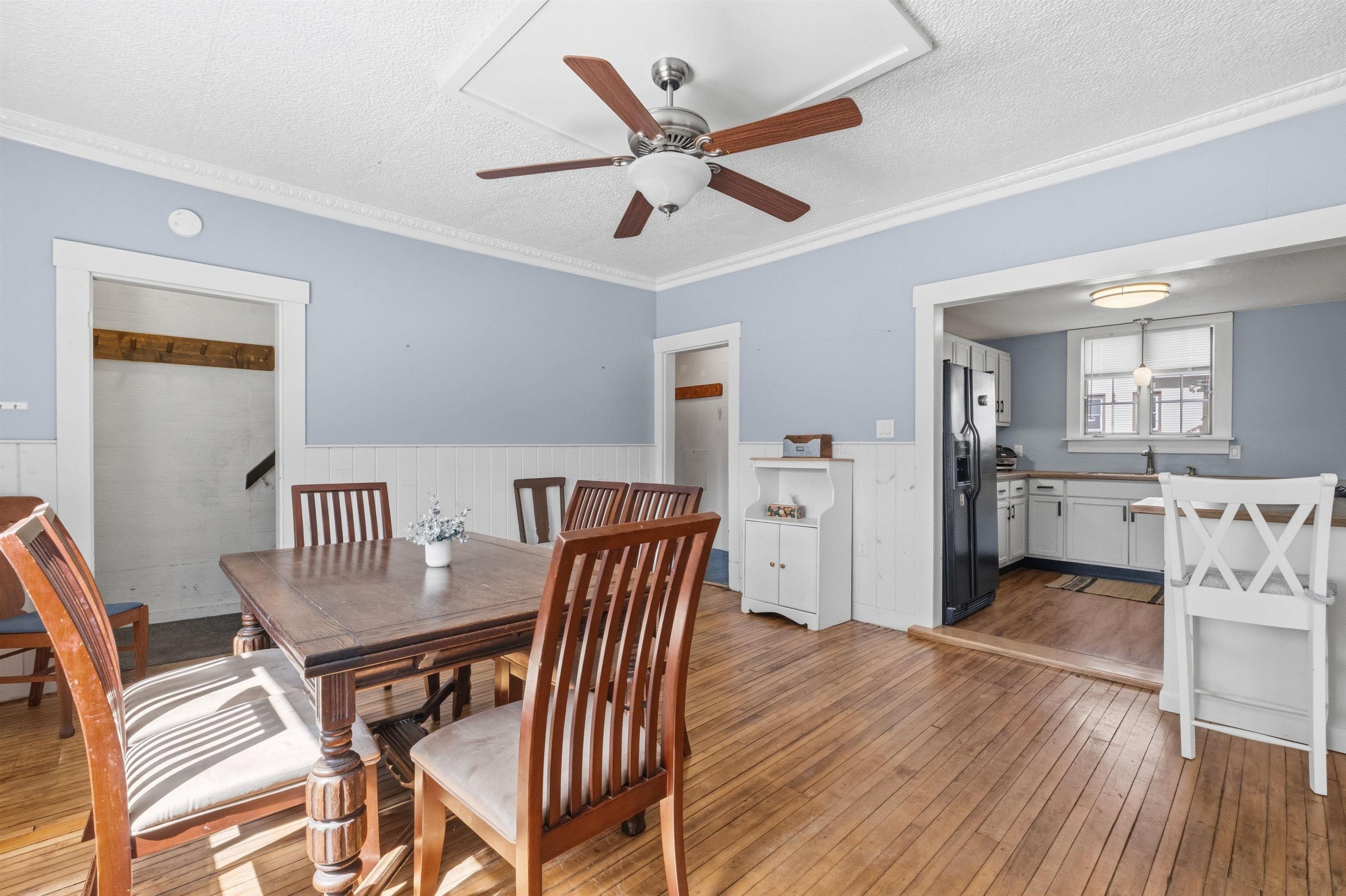 388 Elm Street Laconia, NH 03246 - Photo 11 of 38