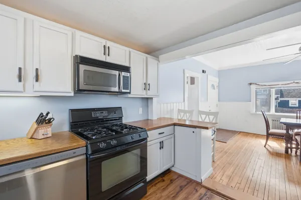 $525,000 | 388 Elm Street, Laconia, NH 03246