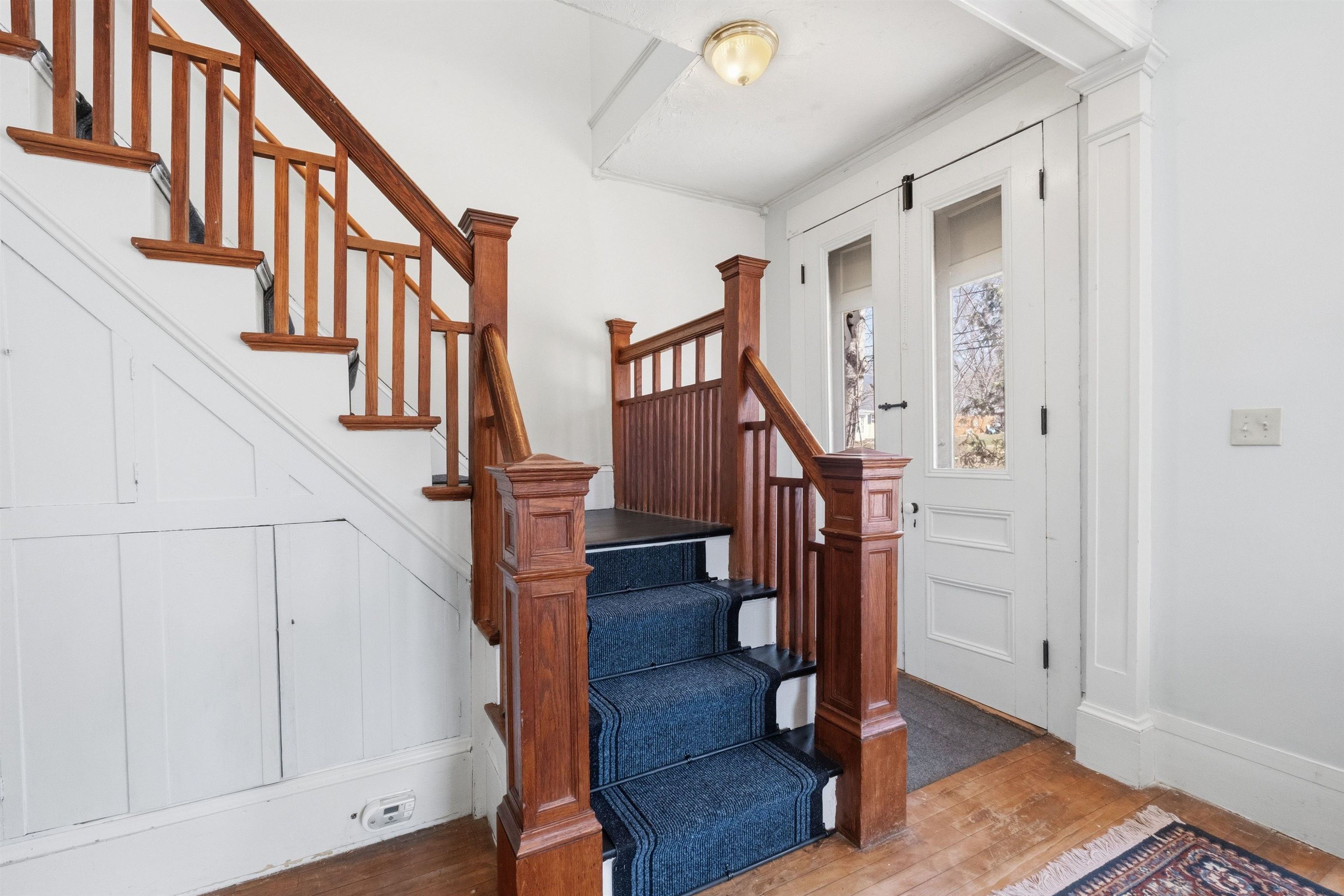 388 Elm Street Laconia, NH 03246 - Photo 3 of 38