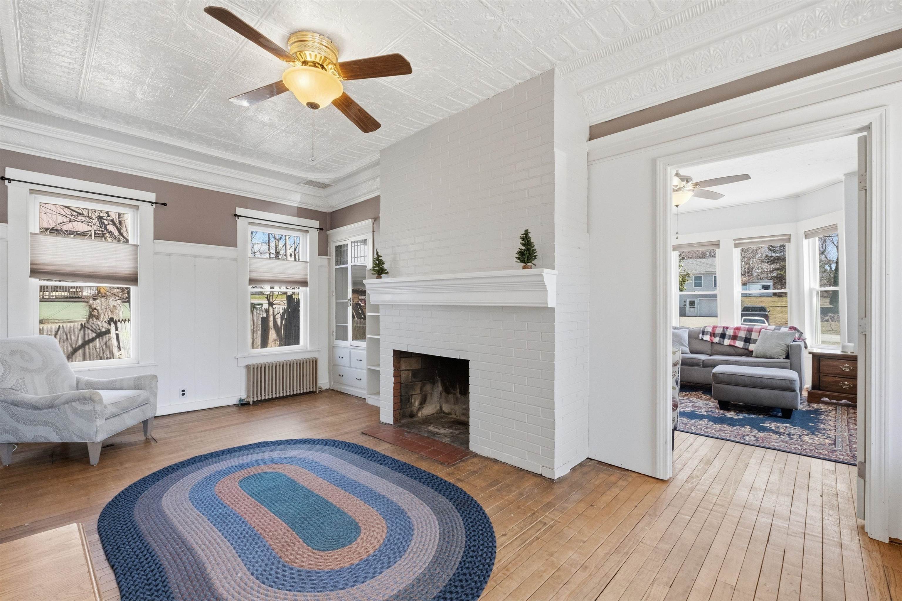 388 Elm Street Laconia, NH 03246 - Photo 7 of 38