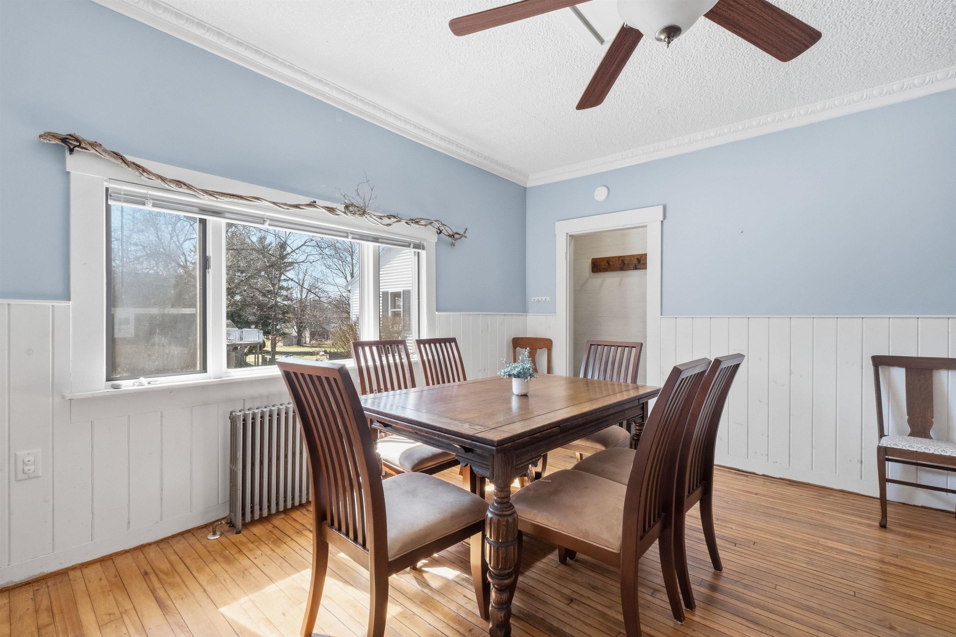 388 Elm Street Laconia, NH 03246 - Photo 10 of 38