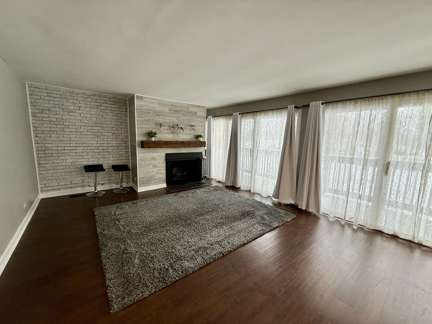 5880 Forest View Road, Unit A Lisle, IL 60532 - Photo 2 of 25