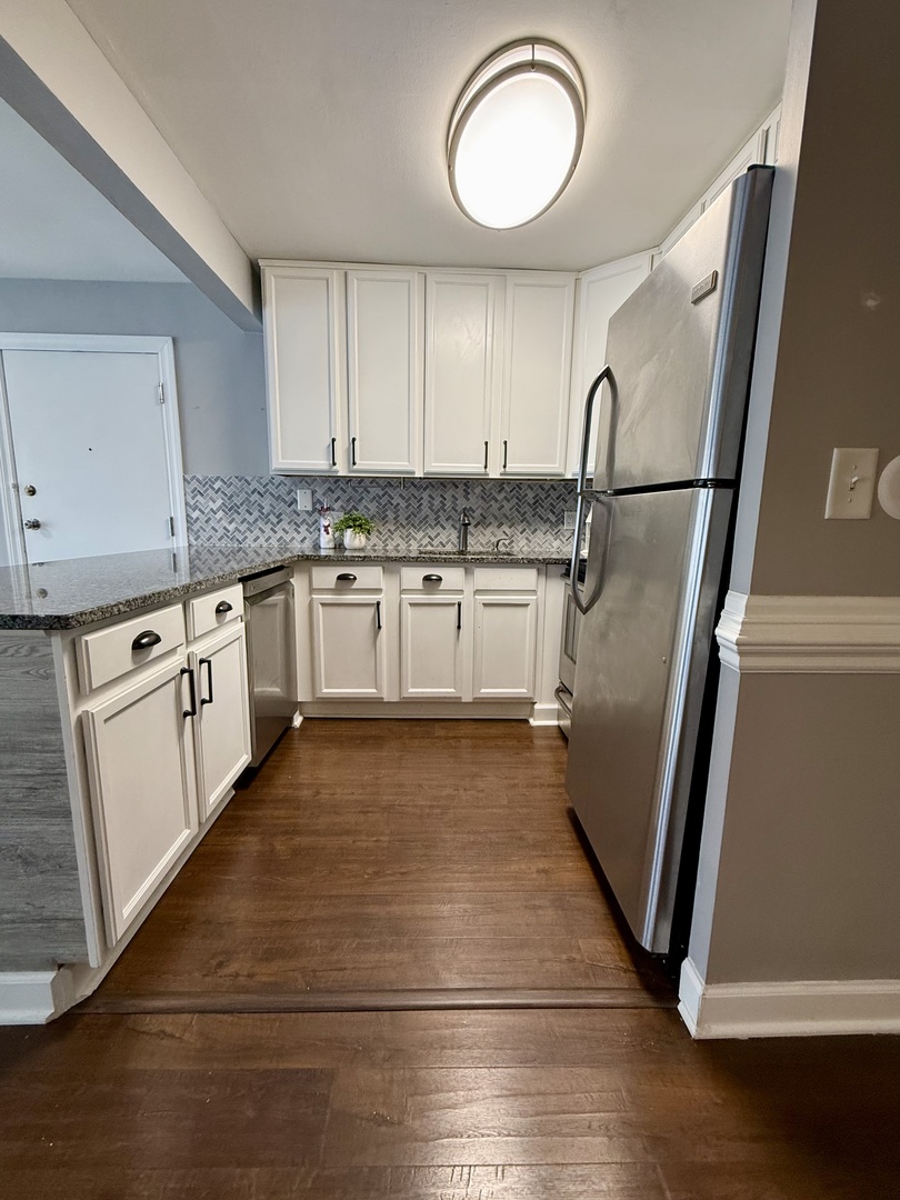 5880 Forest View Road, Unit A Lisle, IL 60532 - Photo 10 of 25