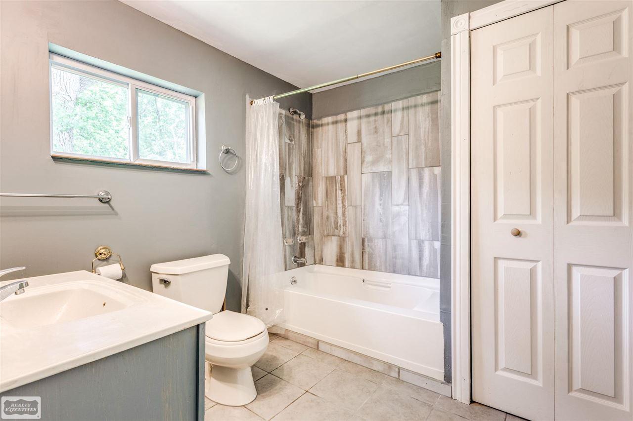 2841 Michigan Road Port Huron, MI 48060 - Photo 37 of 41