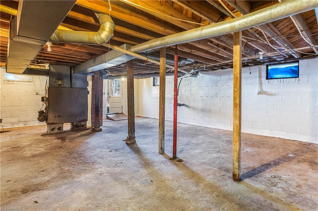 917 Motor Road Winston-Salem, NC 27105 - Photo 24 of 28 Gallery Image 24