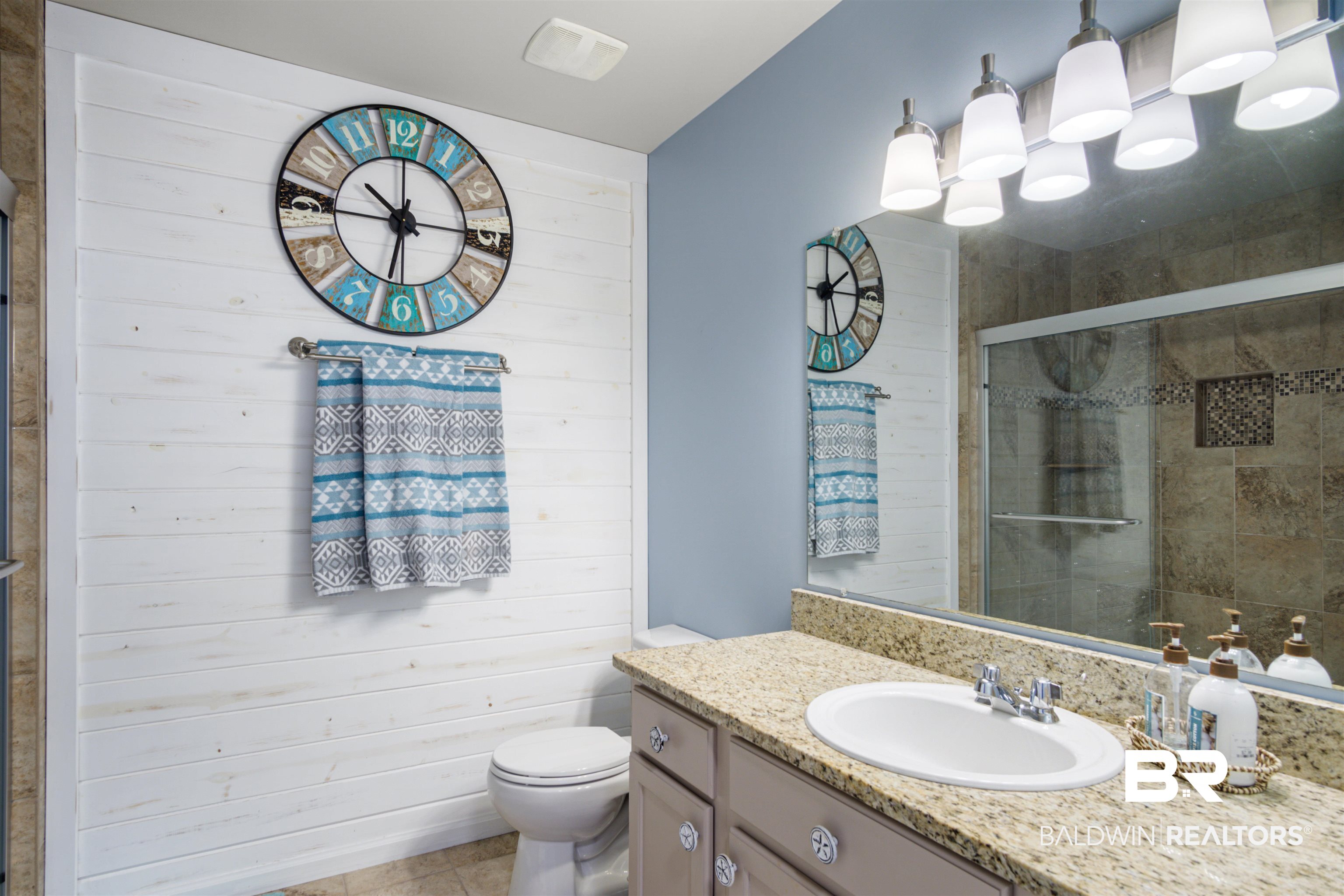 1517 Regency Road, Unit 82 Gulf Shores, AL 36542 - Photo 25 of 28
