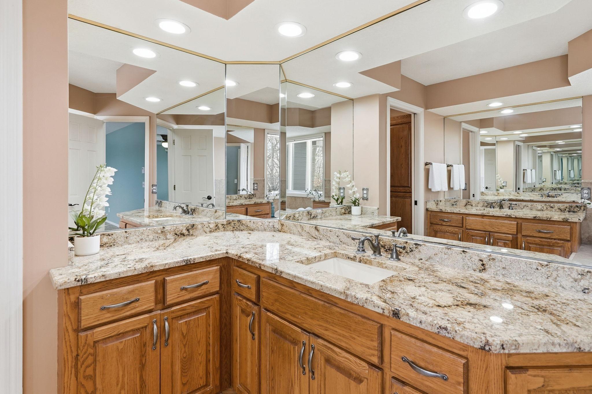 6340 Summit Circle Chanhassen, MN 55317 - Photo 55 of 83