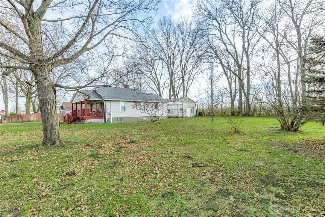 3716 Clearview Road Moraine, OH 45439 - Photo 2 of 22