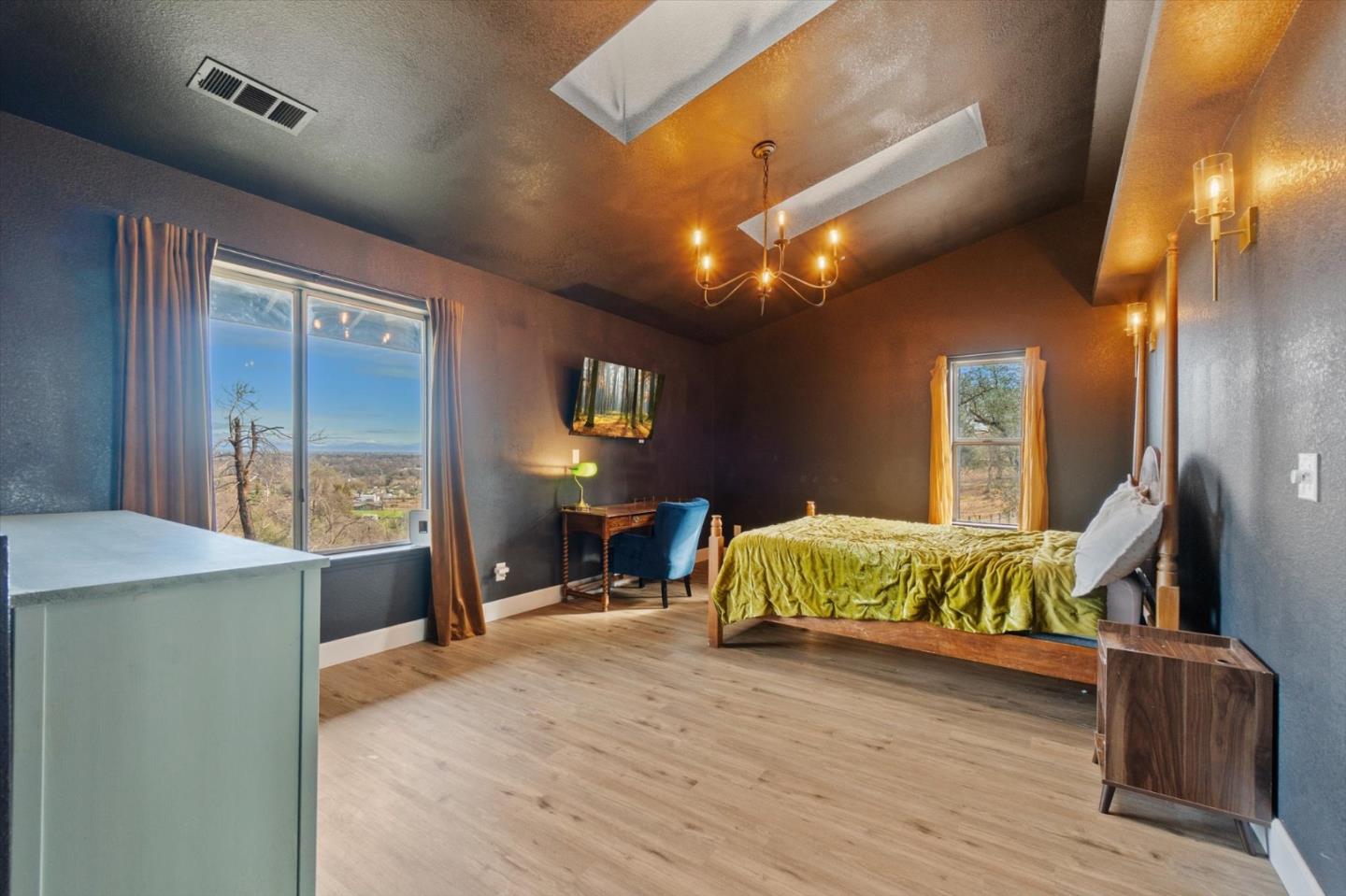 19789 Weide Way Anderson, CA 96007 - Photo 23 of 64