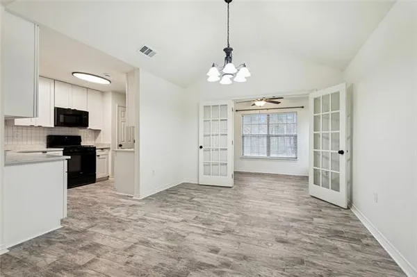 $2,300 | 405 Bon Temps Roule, Mandeville, LA 70471
