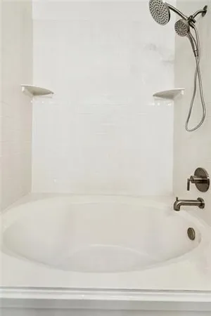 $2,300 | 405 Bon Temps Roule, Mandeville, LA 70471