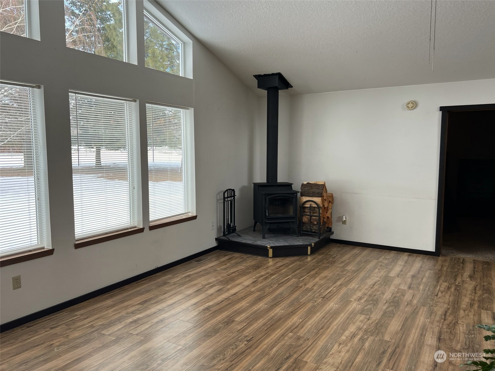 90 B And O Road Malott, WA 98829 - Photo 5 of 31 Gallery Image 5