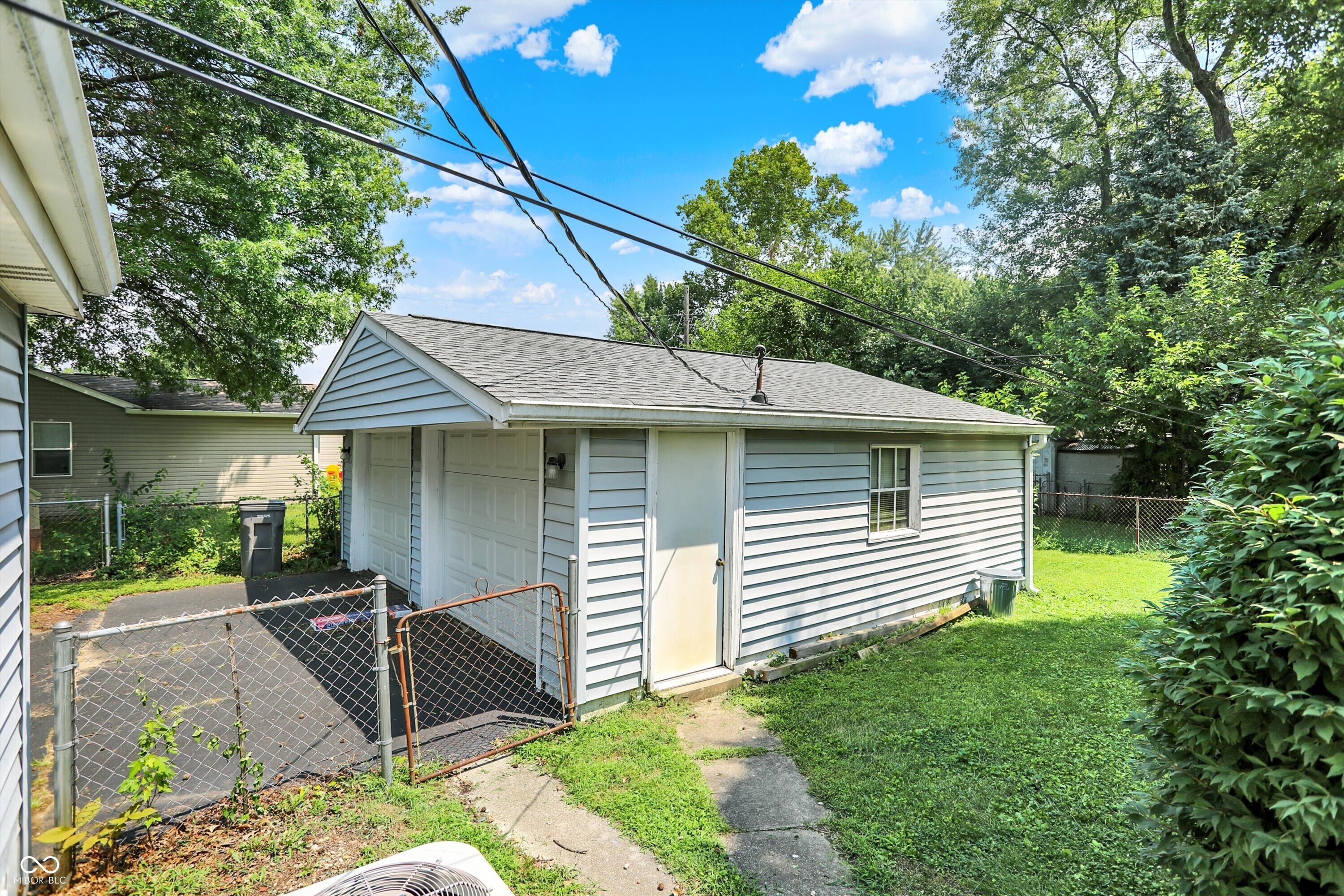 5321 South Linwood Avenue Indianapolis, IN 46237 - Photo 27 of 47