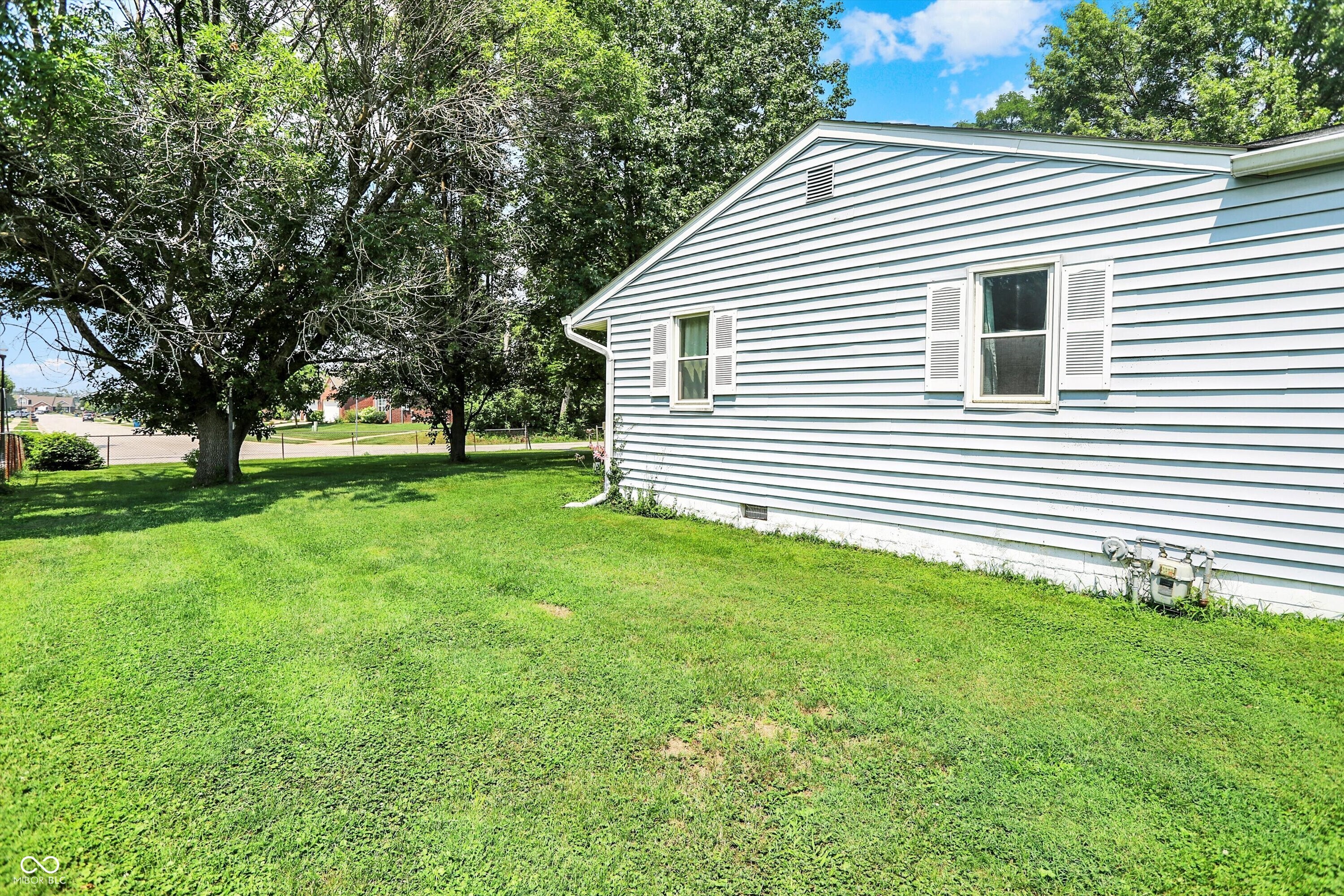 5321 South Linwood Avenue Indianapolis, IN 46237 - Photo 36 of 47