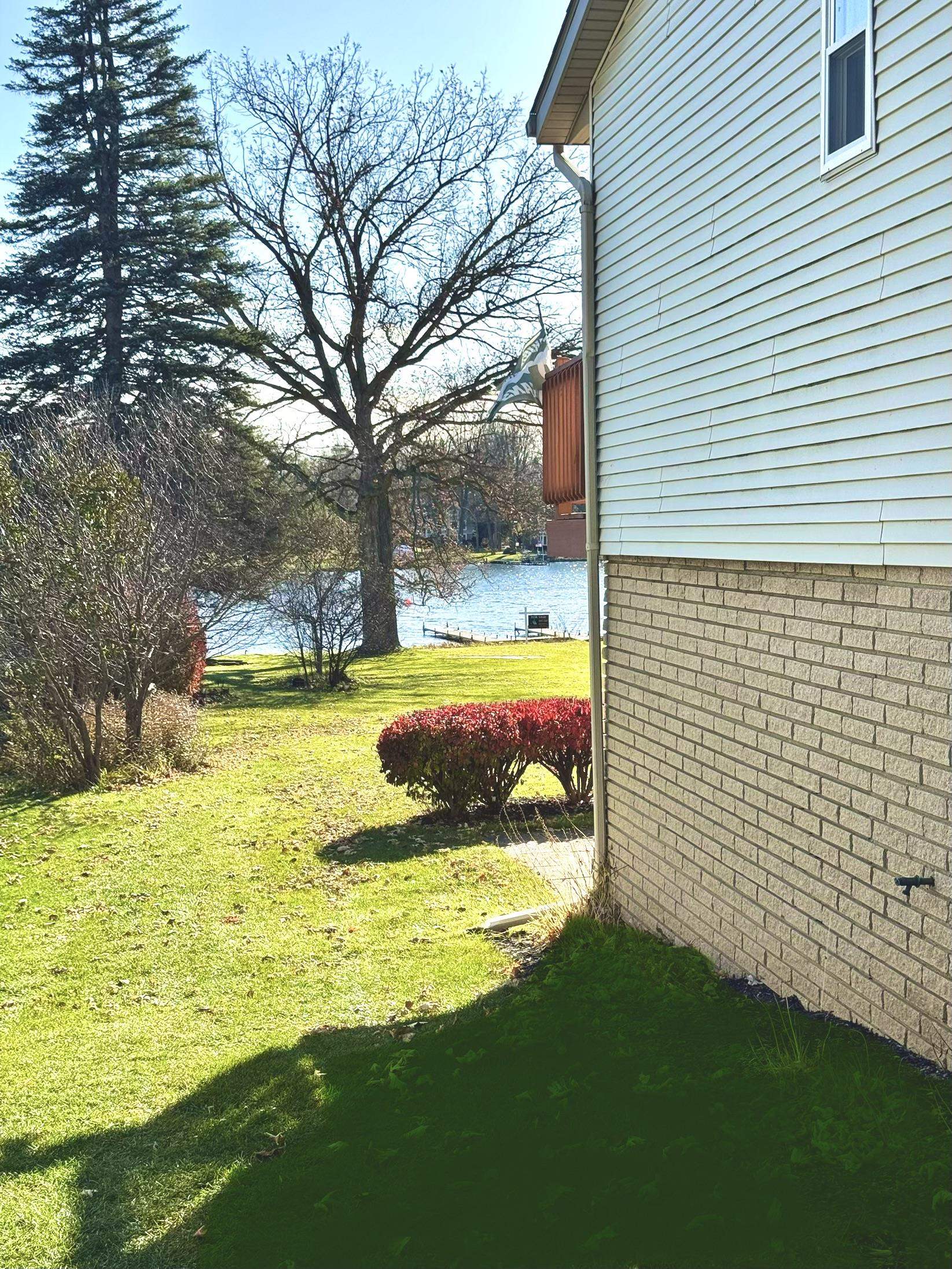 11030 White Lake Road Fenton, MI 48430 - Photo 23 of 39