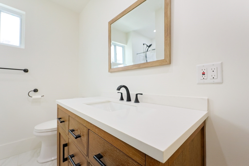 92 Alexander Street Framingham, MA 01702 - Photo 31 of 42