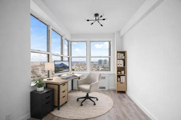 $285,000 | 224 Highland Boulevard, Unit 808 | Highland Park