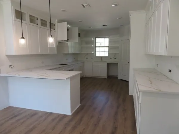 $669,000 | 2127 Bambi Court, Cleveland, TX 77328