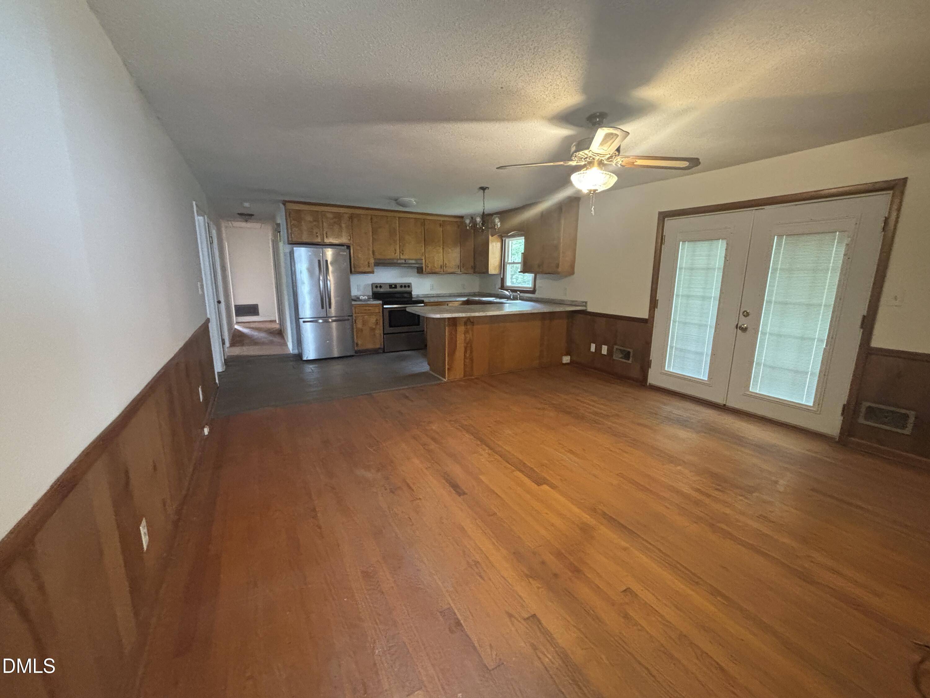 3609 Melrose Drive Raleigh, NC 27604 - Photo 12 of 51 20260623_185651654_iOS