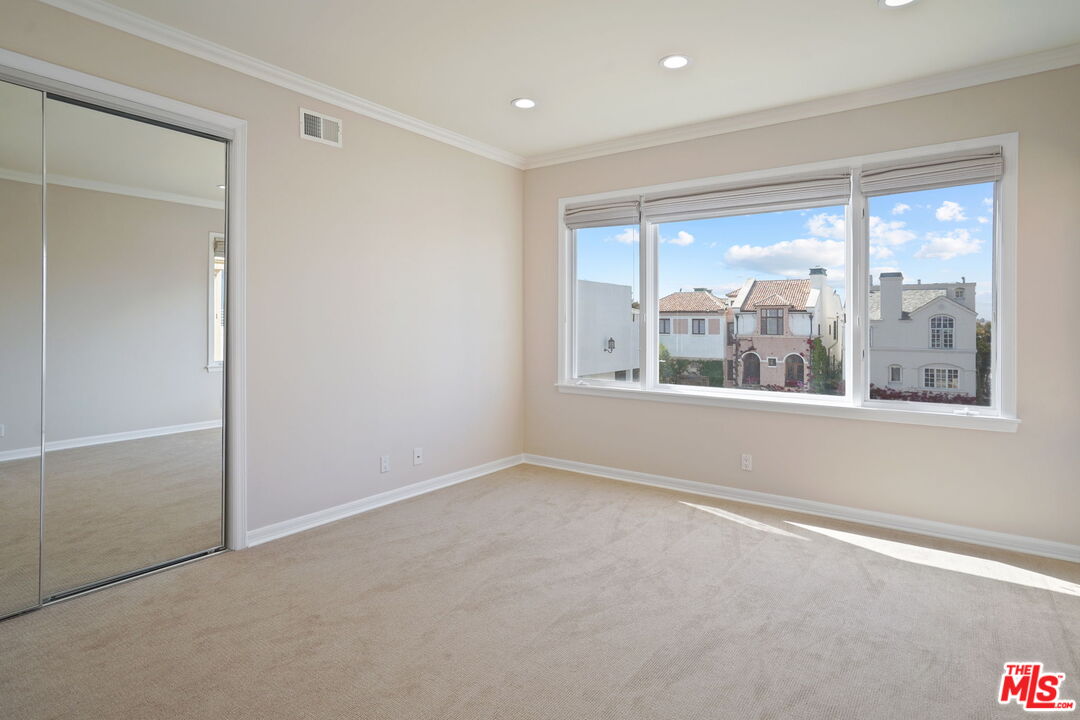 115 Ketch Mall Marina del Rey, CA 90292 - Photo 27 of 43
