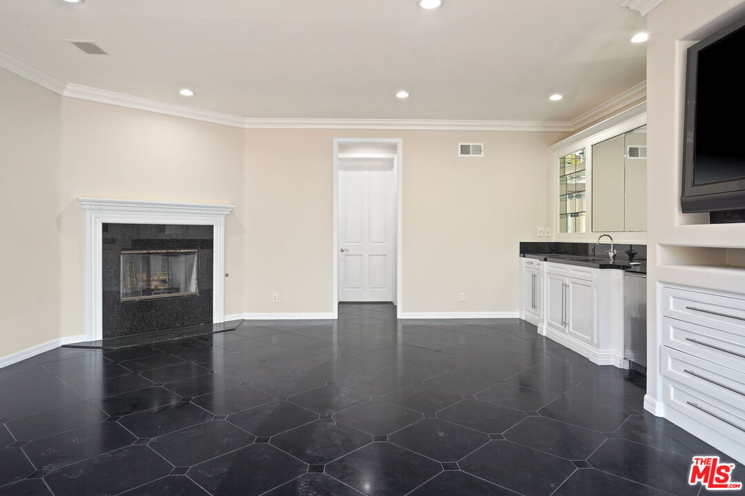 115 Ketch Mall Marina del Rey, CA 90292 - Photo 35 of 43