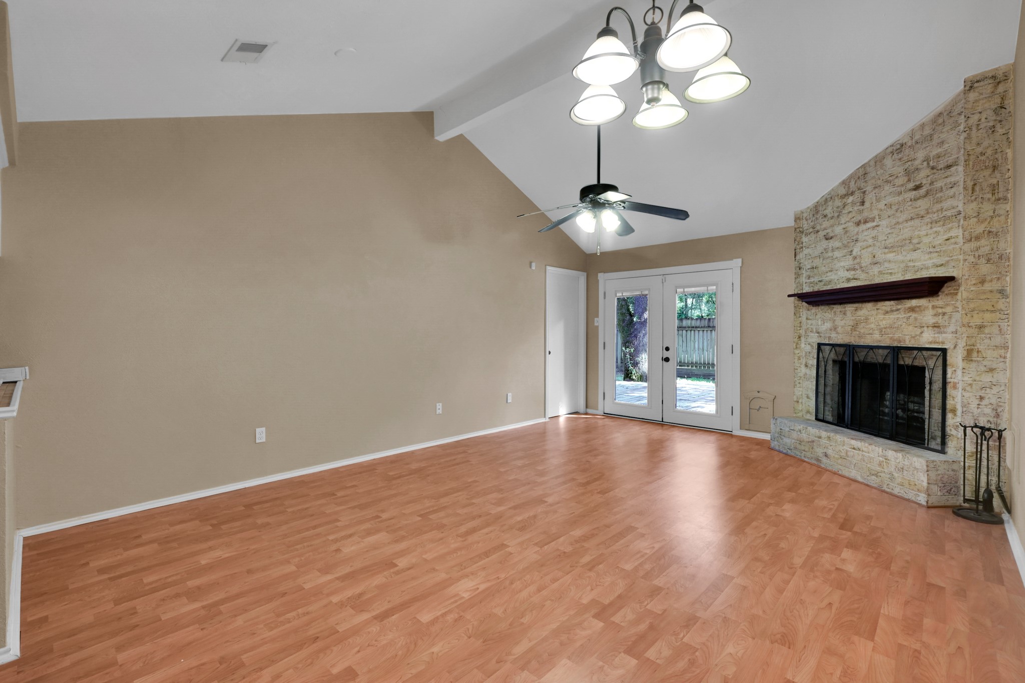 83 Summer Crest Circle Spring, TX 77381 - Photo 9 of 21