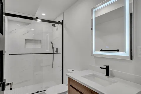 $1,850,000 | 1242 Beacon Street, Unit 1242, Newton, MA 02468