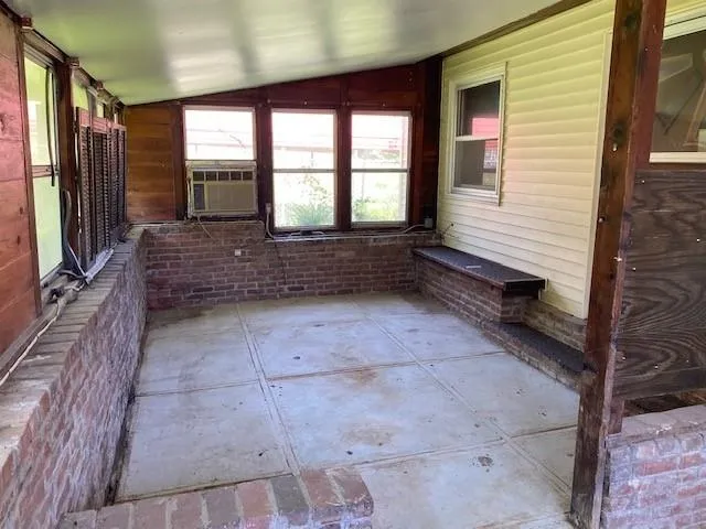 $110,000 | 319 North 10th Street, Atchison, KS 66002