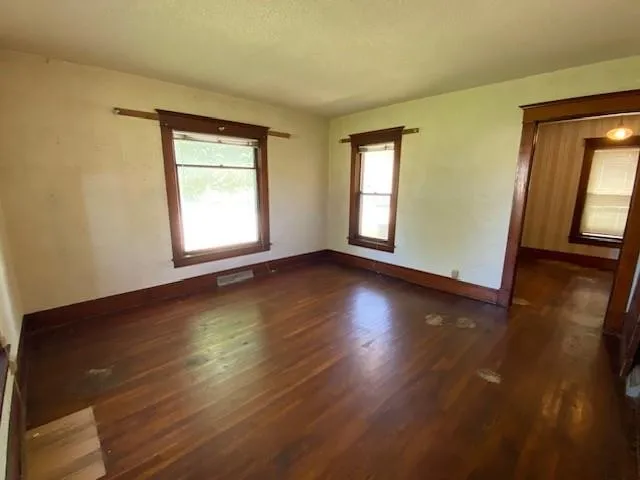 $110,000 | 319 North 10th Street, Atchison, KS 66002