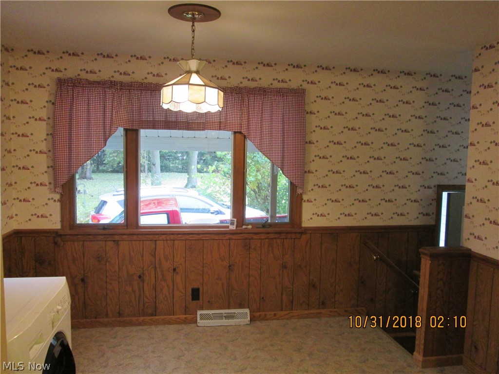 10521 Navarre Road Southwest Navarre, OH 44662 - Photo 4 of 27 Gallery Image 4