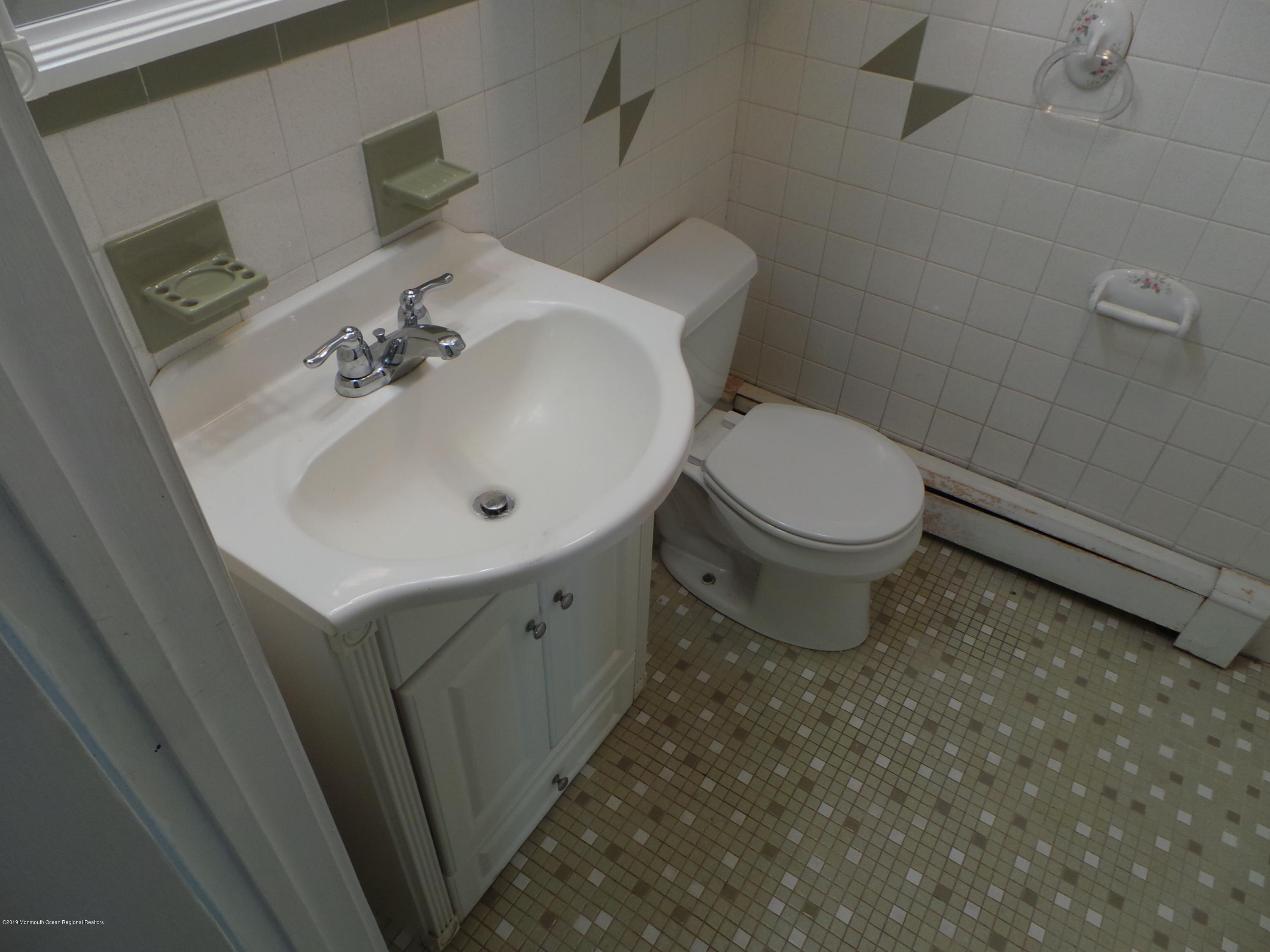 148 Pinehurst Road Brick, NJ 08723 - Photo 14 of 23 20190411_124521