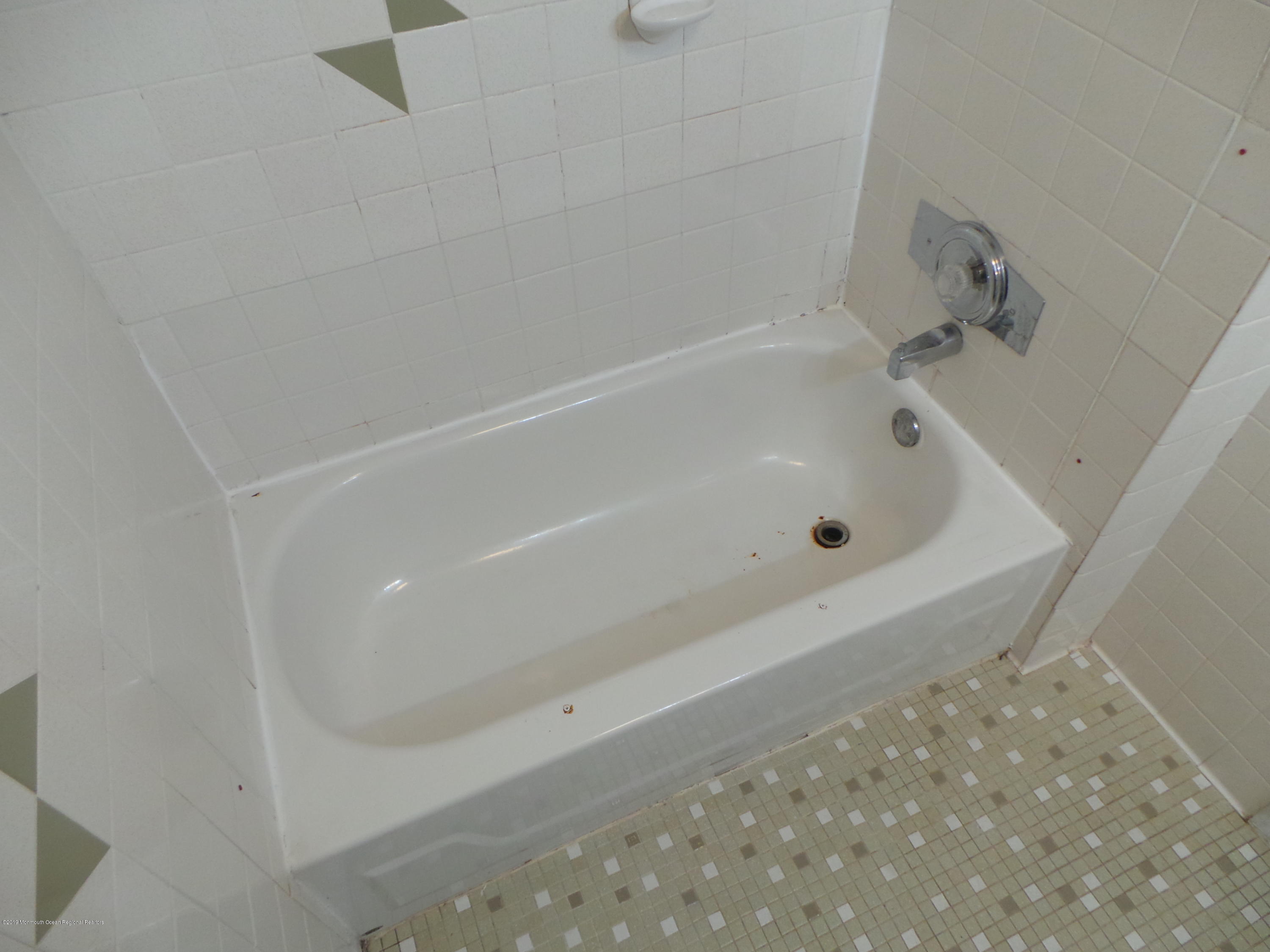 148 Pinehurst Road Brick, NJ 08723 - Photo 15 of 23 20190411_124549