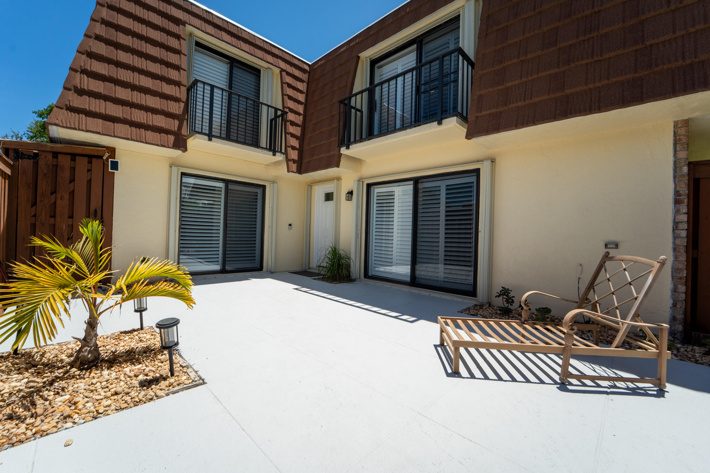 3900 County Line Rd 11D-3