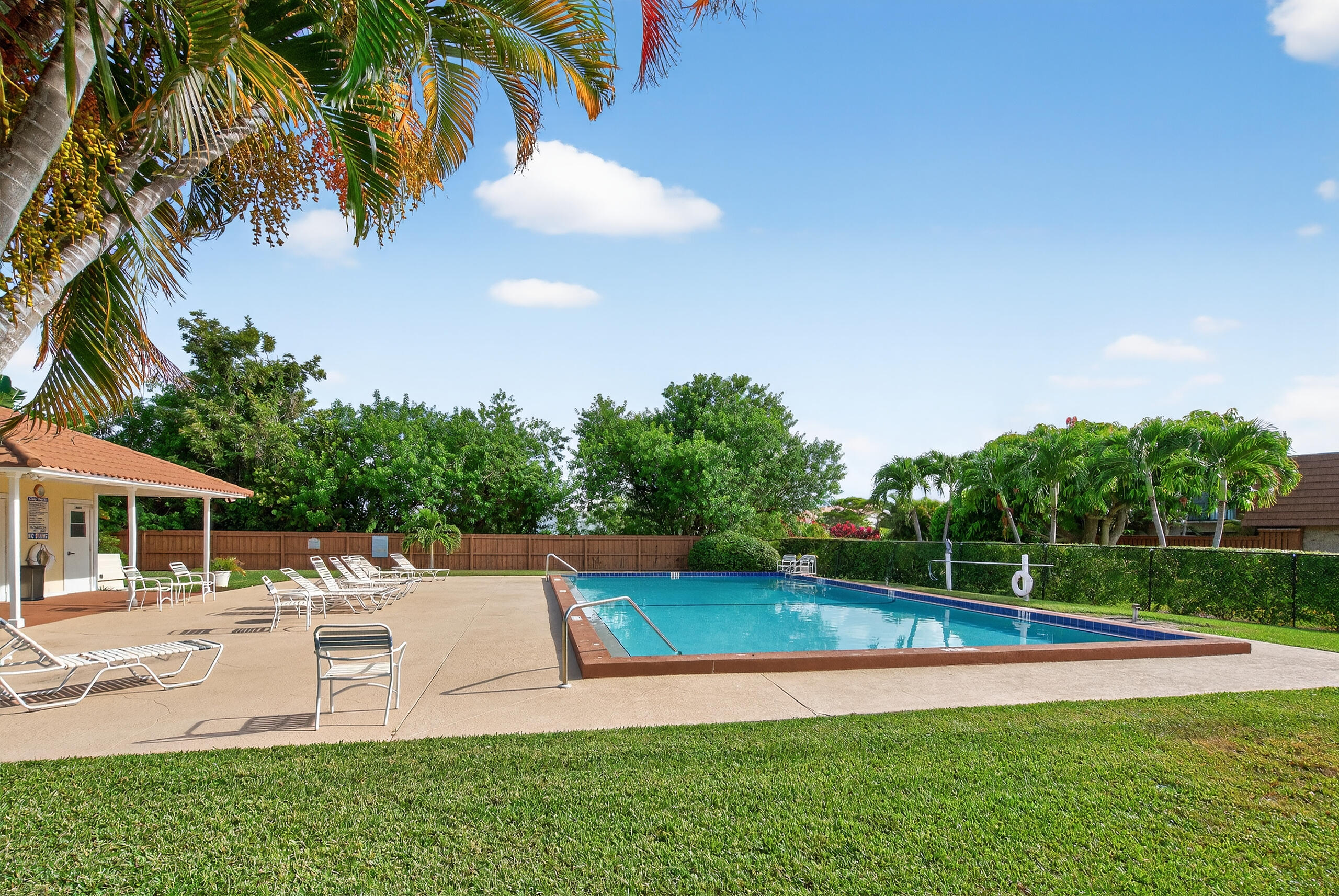 3900 County Line Road, Unit 11D Tequesta, FL 33469 - Photo 50 of 53 3900 Countyline road037