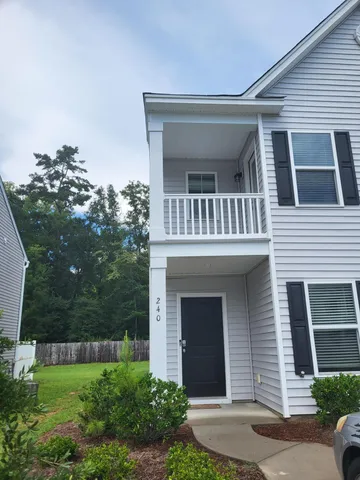 $2,500 | 240 Spencer Circle, Summerville, SC 29485