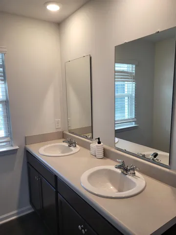 $2,500 | 240 Spencer Circle, Summerville, SC 29485