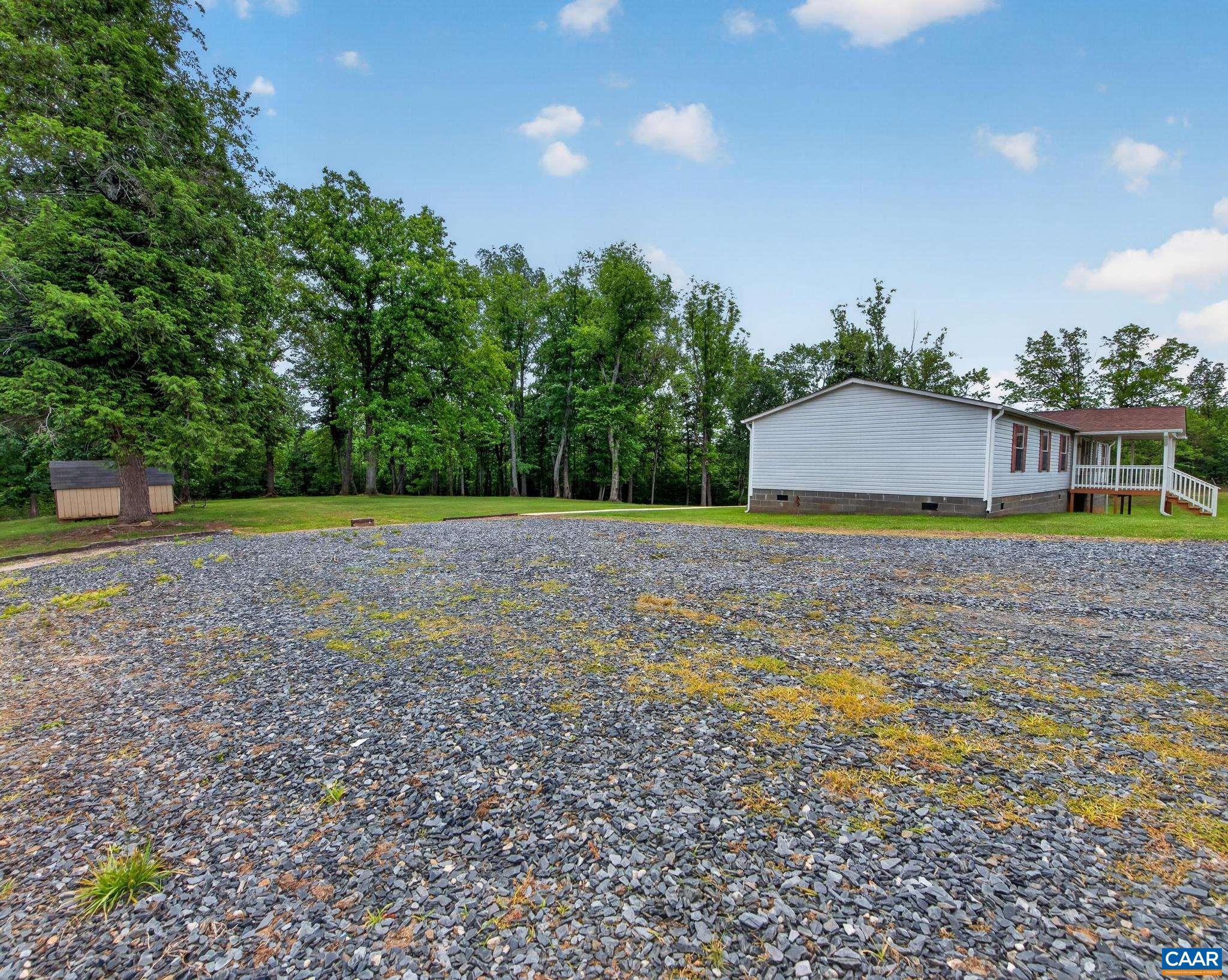 2026 Banton Shop Road Dillwyn, VA 23936 - Photo 33 of 40