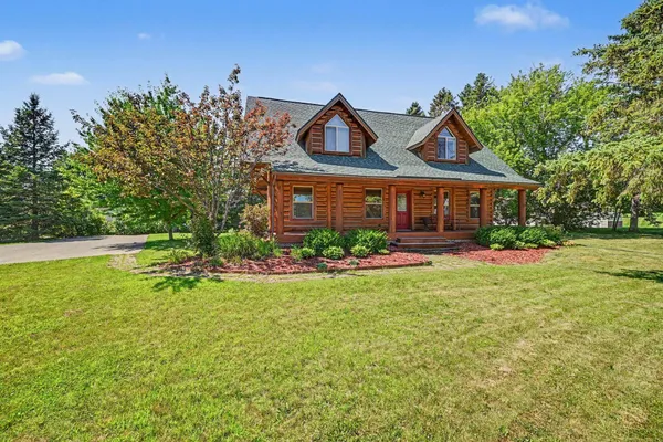 $370,000 | 1030 Lokhorst Street, Baldwin, WI 54002