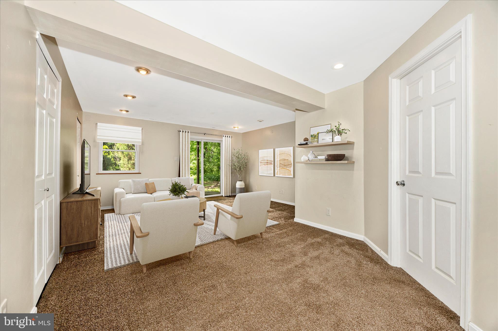 1667 Colonial Way Frederick, MD 21702 - Photo 23 of 36 OLIA7420family_07_completed