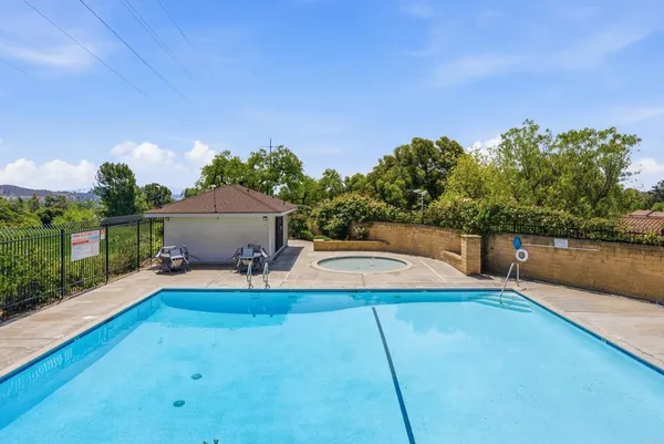 $799,995 | 2201 Amber Lane, Escondido, CA 92026
