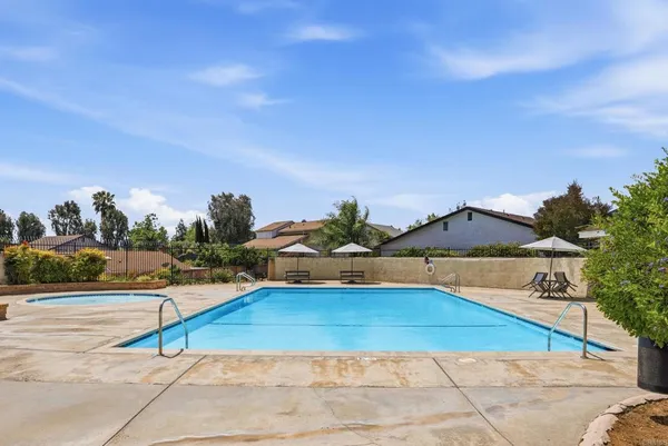 $799,995 | 2201 Amber Lane, Escondido, CA 92026