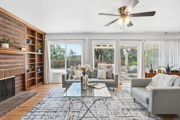 $799,995 | 2201 Amber Lane, Escondido, CA 92026