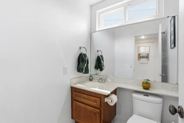 $799,995 | 2201 Amber Lane, Escondido, CA 92026