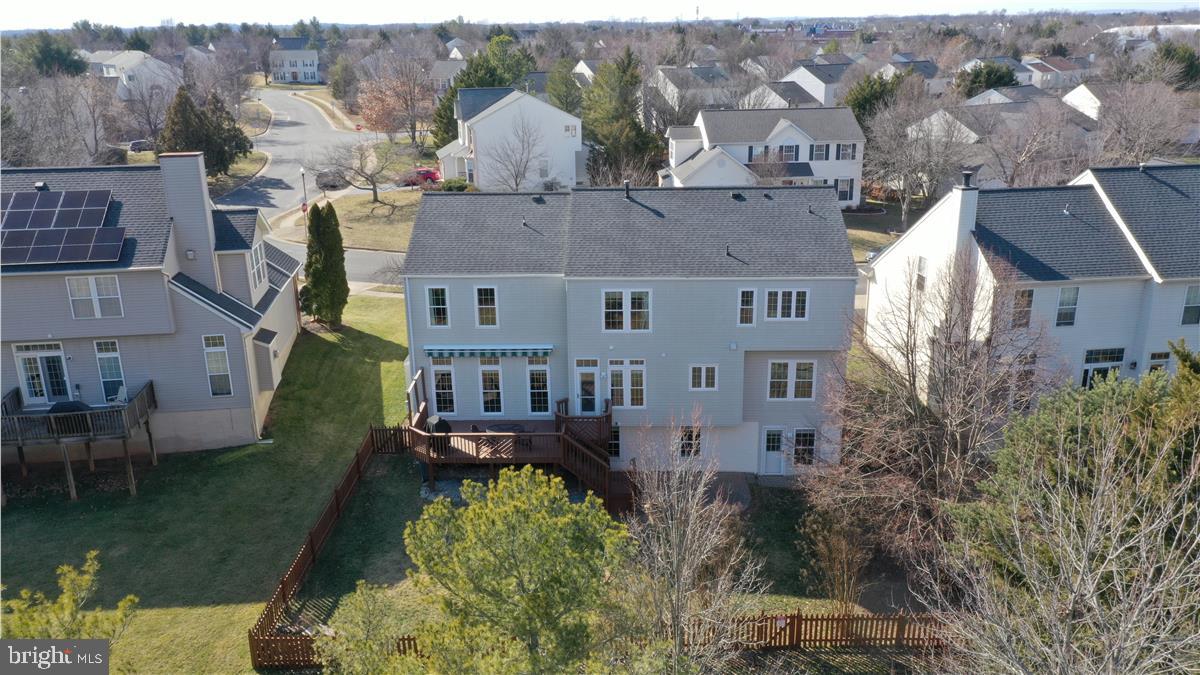 20702 Pomeroy Court Ashburn, VA 20147 - Photo 4 of 60